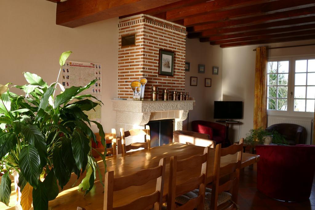 Le Clos Des Perraudieres Cour Cheverny Bagian luar foto