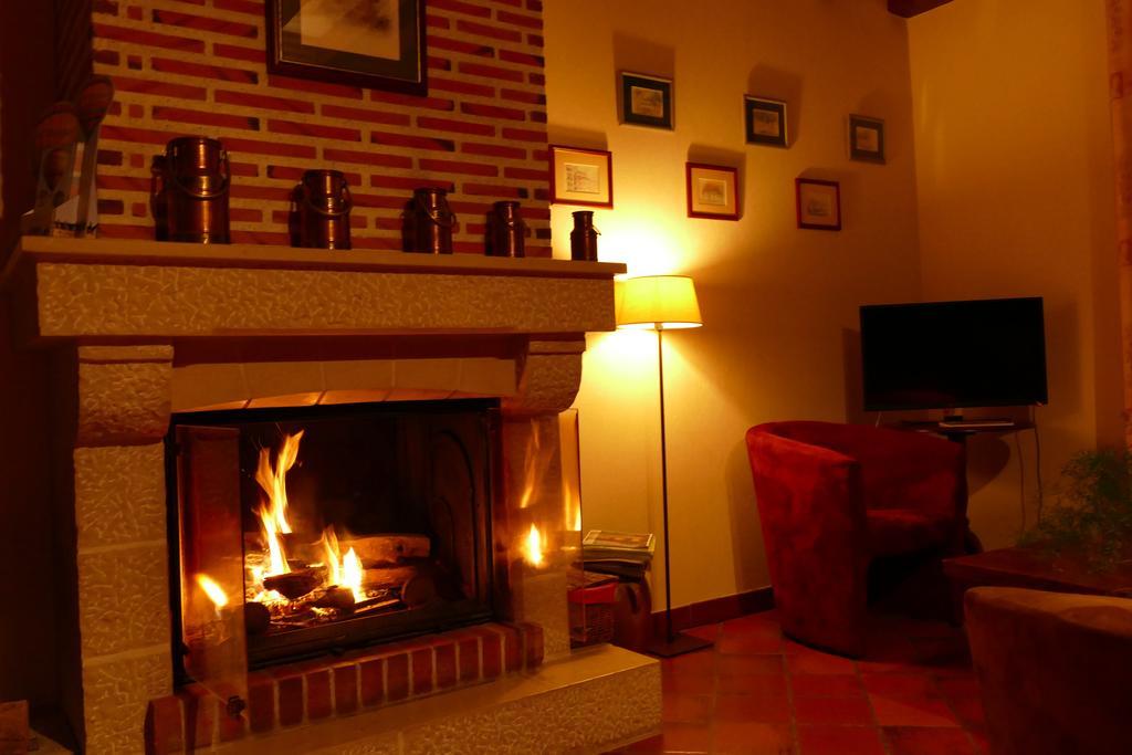 Le Clos Des Perraudieres Cour Cheverny Bagian luar foto
