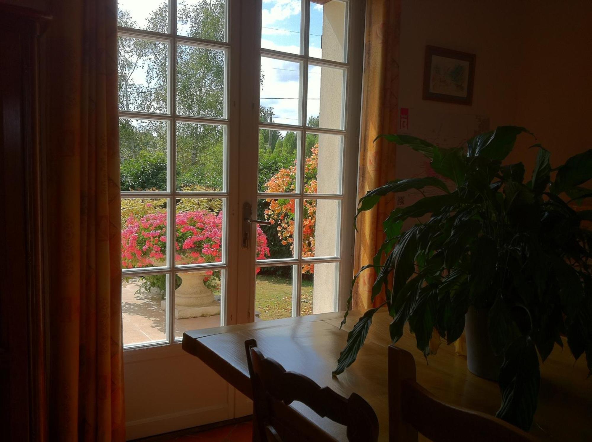 Le Clos Des Perraudieres Cour Cheverny Bagian luar foto