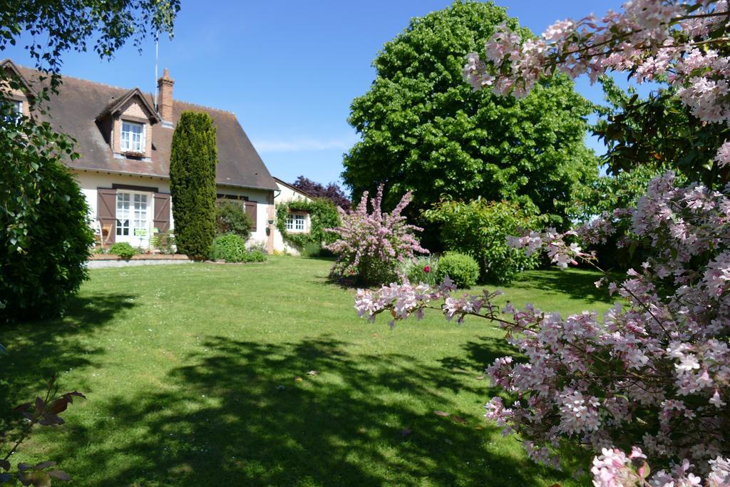 Le Clos Des Perraudieres Cour Cheverny Bagian luar foto
