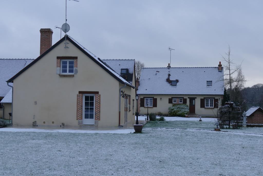Le Clos Des Perraudieres Cour Cheverny Bagian luar foto